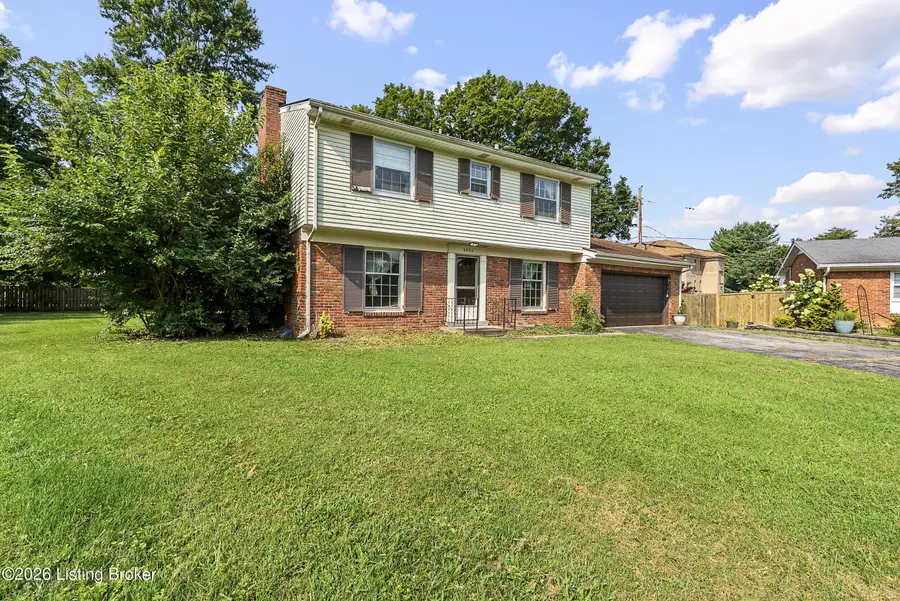 9804 Wildwood Ct, Louisville, KY 40223 - #3