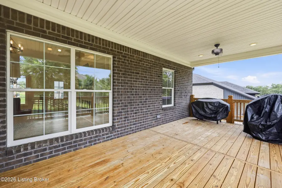 139 Wooded Glen Dr, Mount Washington, KY 40047 - #2