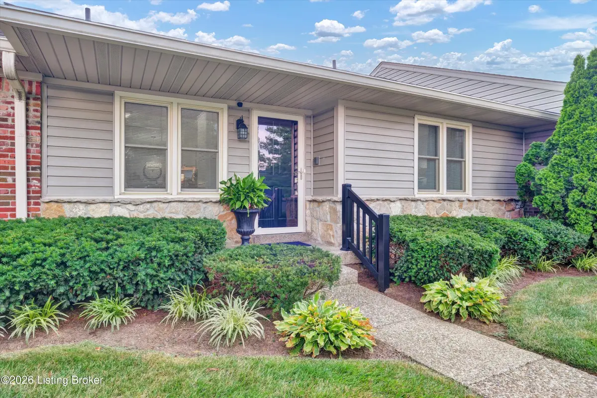 10402 Lakeshore, Louisville, KY 40223 - #1