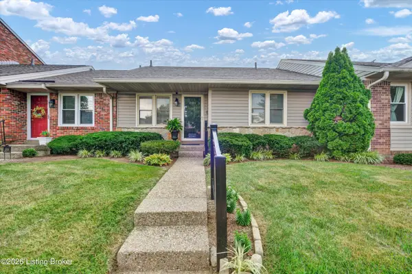 10402 Lakeshore, Louisville, KY 40223