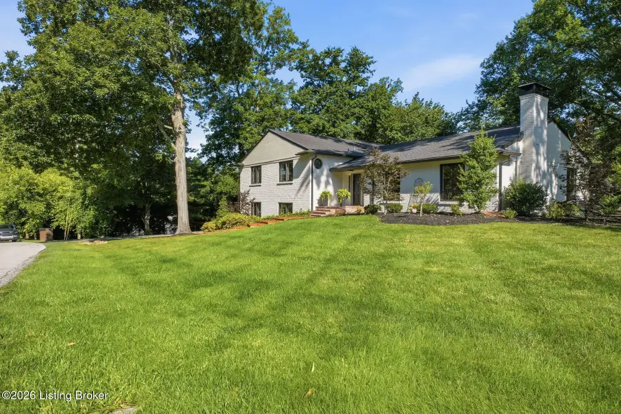 5215 Eastwind Rd, Louisville, KY 40207 - #3