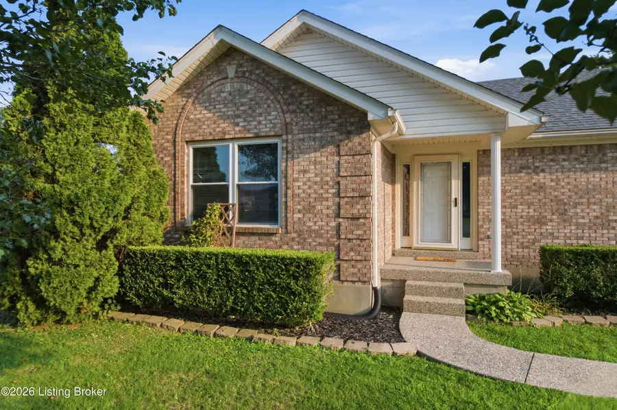 219 Joshua Ct, Shepherdsville, KY 40165 - #3