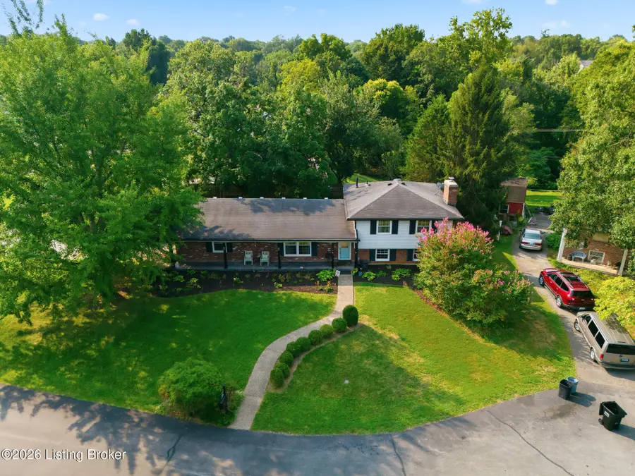 9604 Somerford Ct, Louisville, KY 40242 - #3