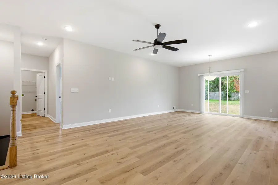 1715 Reel Dr, La Grange, KY 40031 - #3