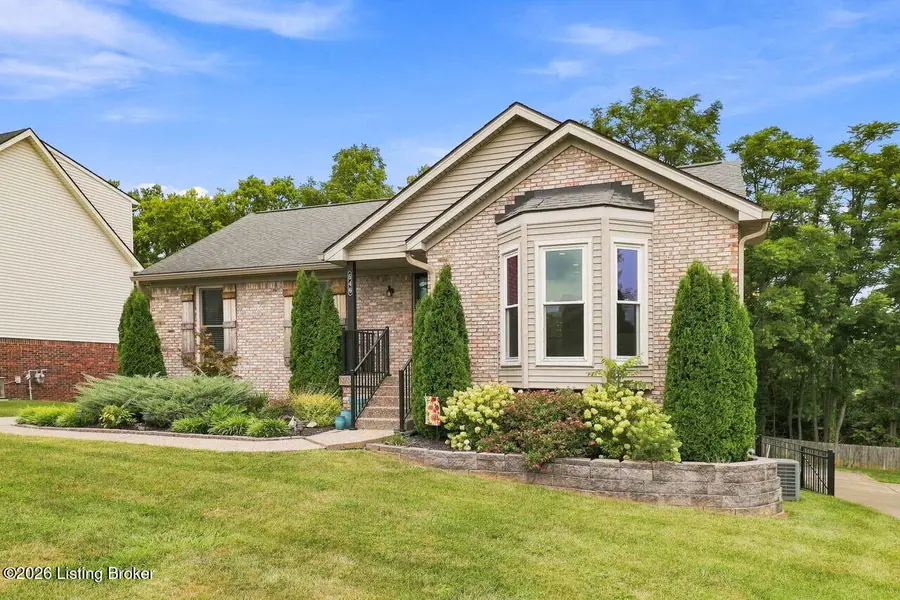 546 Hawthorne Ave, Shelbyville, KY 40065 - #3