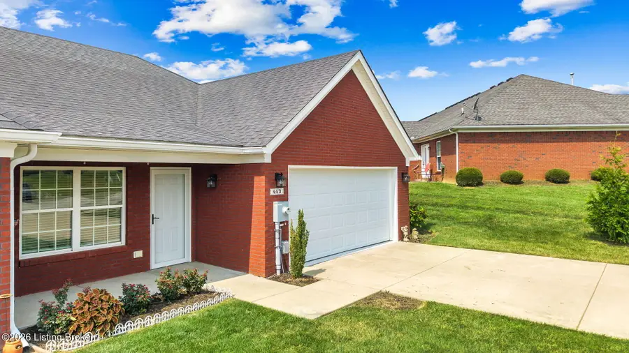 443 Woodlake Dr, Mount Washington, KY 40047 - #2