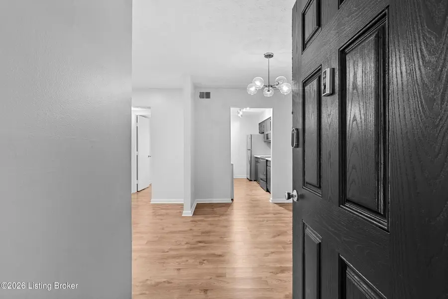 3504 Lodge Ln #APT 131, Louisville, KY 40218 - #3