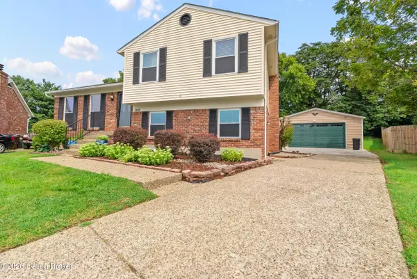 7406 Covey Pl, Louisville, KY 40291