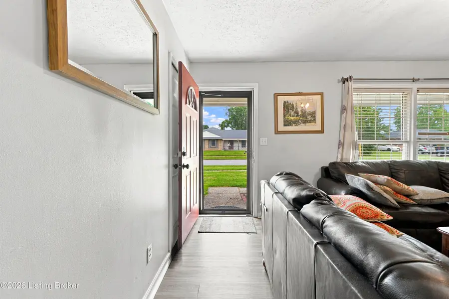9904 Phoenix Trail, Louisville, KY 40223 - #3