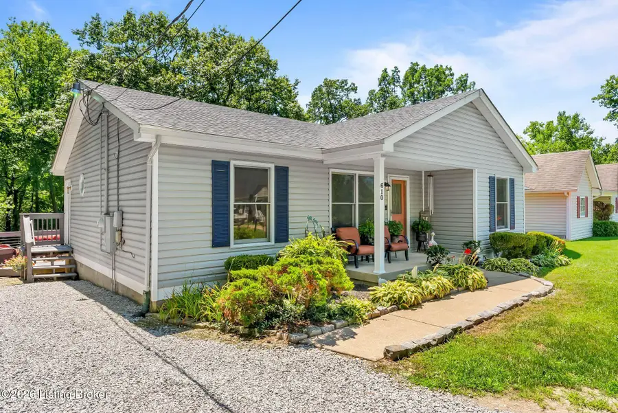 610 W Madison St, La Grange, KY 40031 - #2