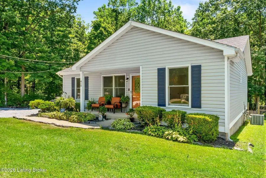 610 W Madison St, La Grange, KY 40031 - #3