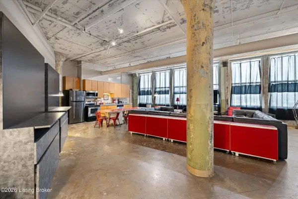 815 W Market St #706, Louisville, KY 40202