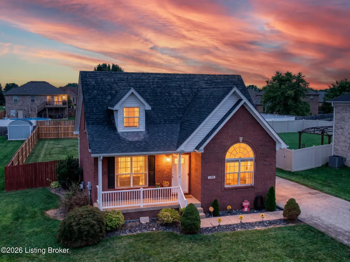 198 Spencer Ln, Mount Washington, KY 40047 - #1