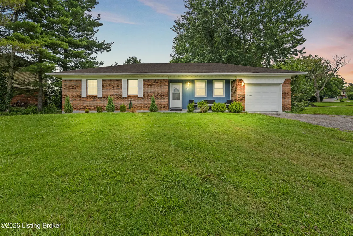2911 Liberty St, Radcliff, KY 40160 - #1