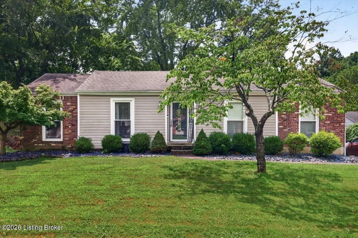 7502 Cove Dr, Louisville, KY 40291 - #1