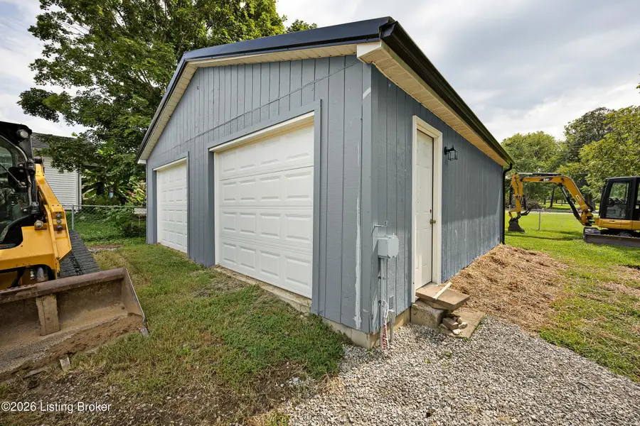 392 N 1st St, New Haven, KY 40051 - #2