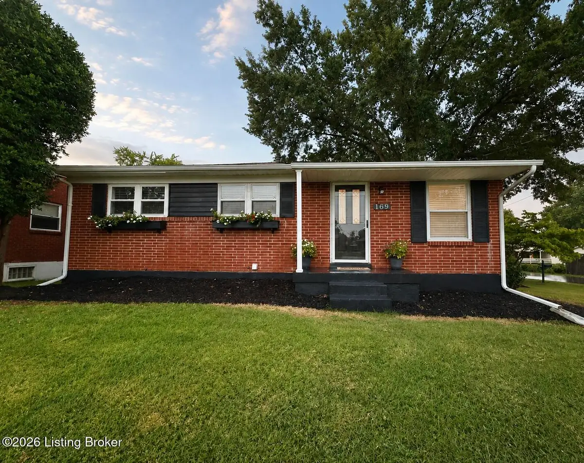 169 S Circlecrest Dr, Louisville, KY 40229 - #1
