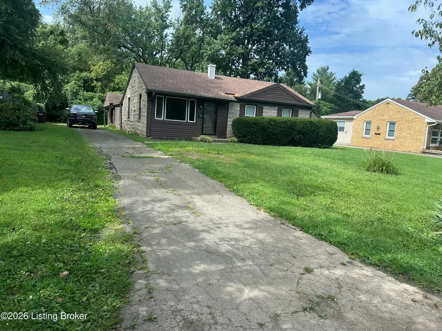 1208 Gallant Fox Run Rd, Lyndon, KY 40242 - #2