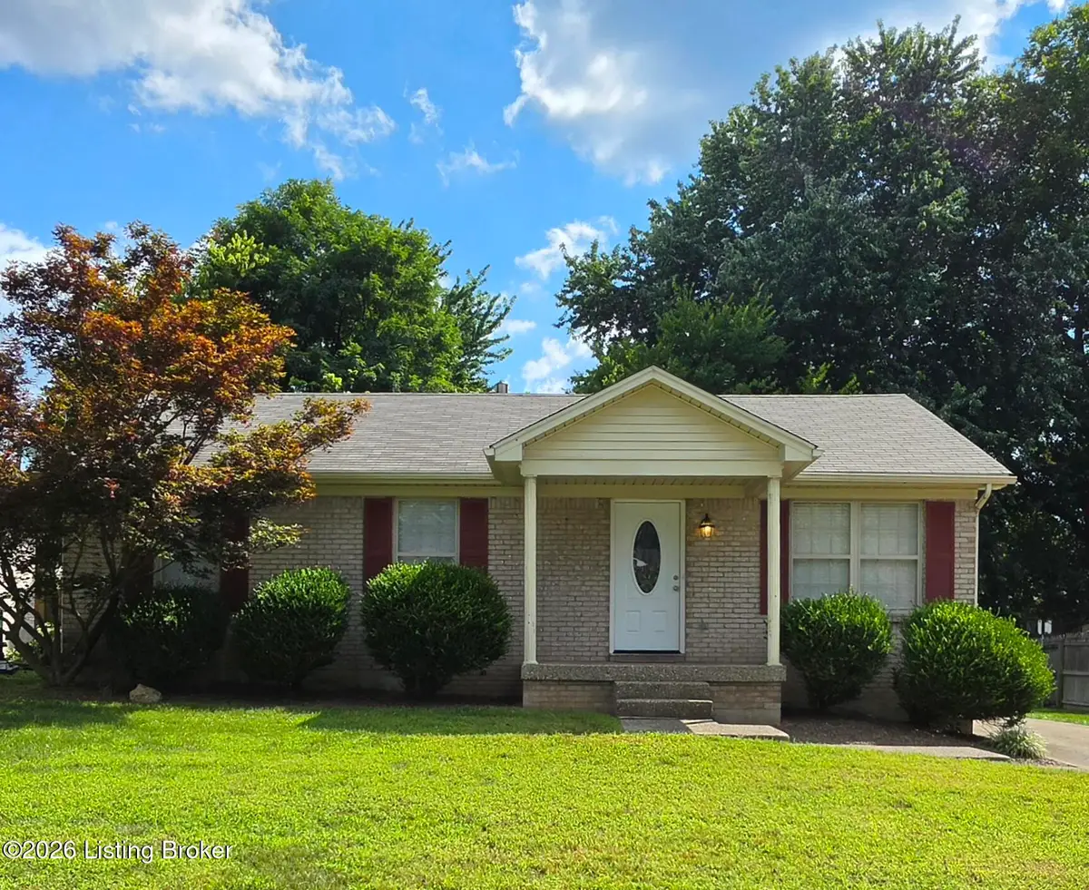 4606 Braves Ln, Louisville, KY 40272 - #1