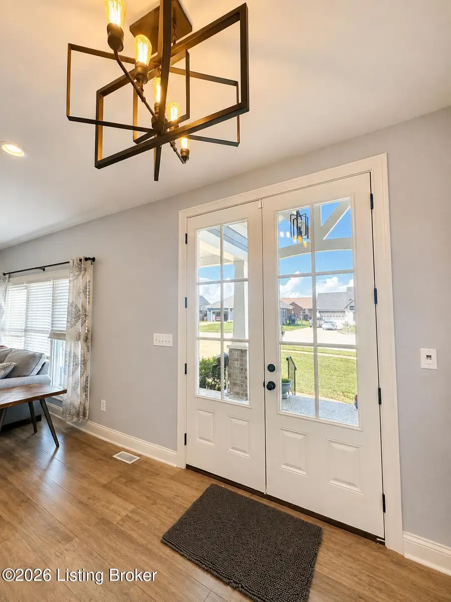 147 Williamsburg Ct, Mount Washington, KY 40047 - #3