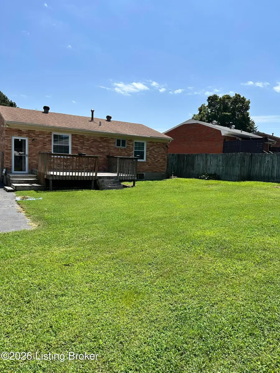 11602 Maple Way, Louisville, KY 40229 - #2