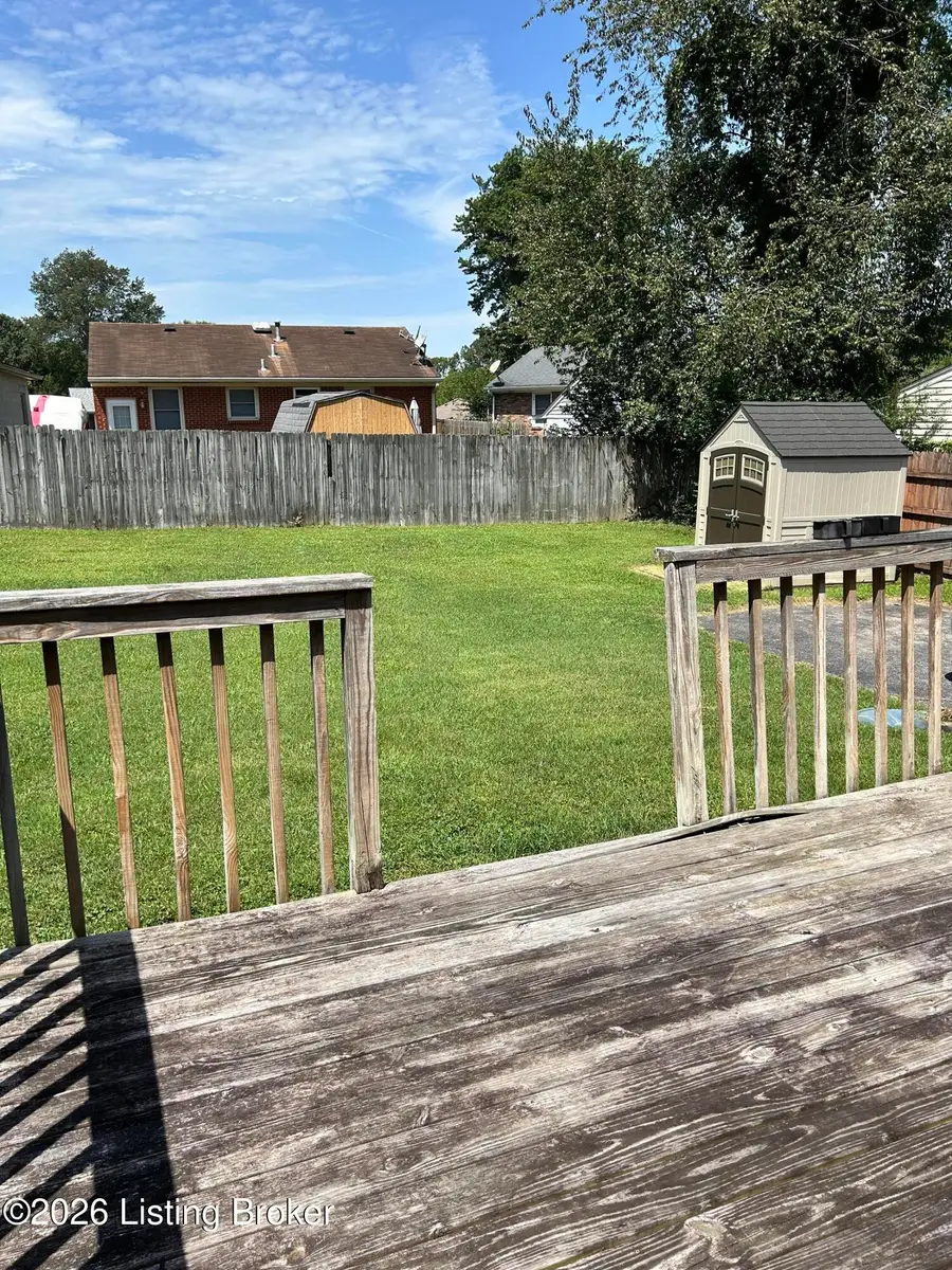 11602 Maple Way, Louisville, KY 40229 - #3