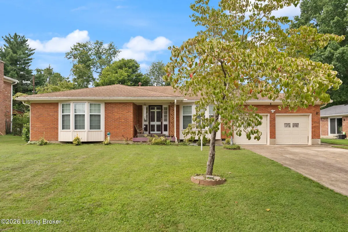 6502 Hollow Tree Rd, Louisville, KY 40228 - #1