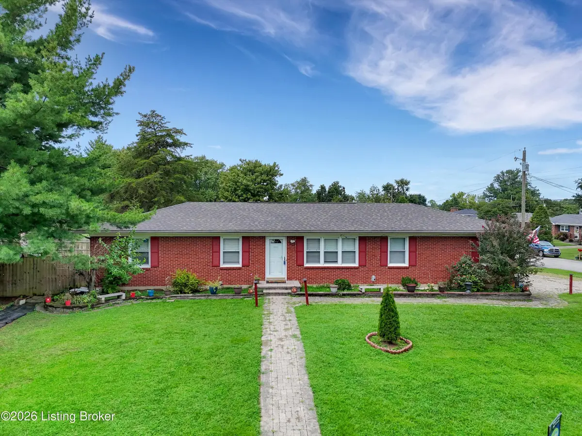 8206 Ardenia Ln, Louisville, KY 40228 - #1