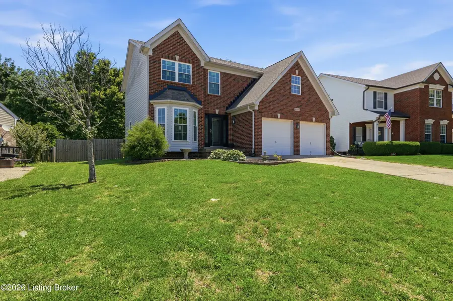 8703 Sanctuary Ln, Louisville, KY 40291 - #2