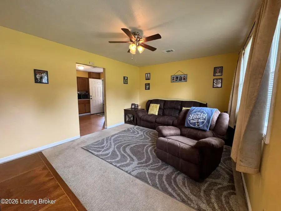 6801 Rutledge Rd, Louisville, KY 40258 - #2