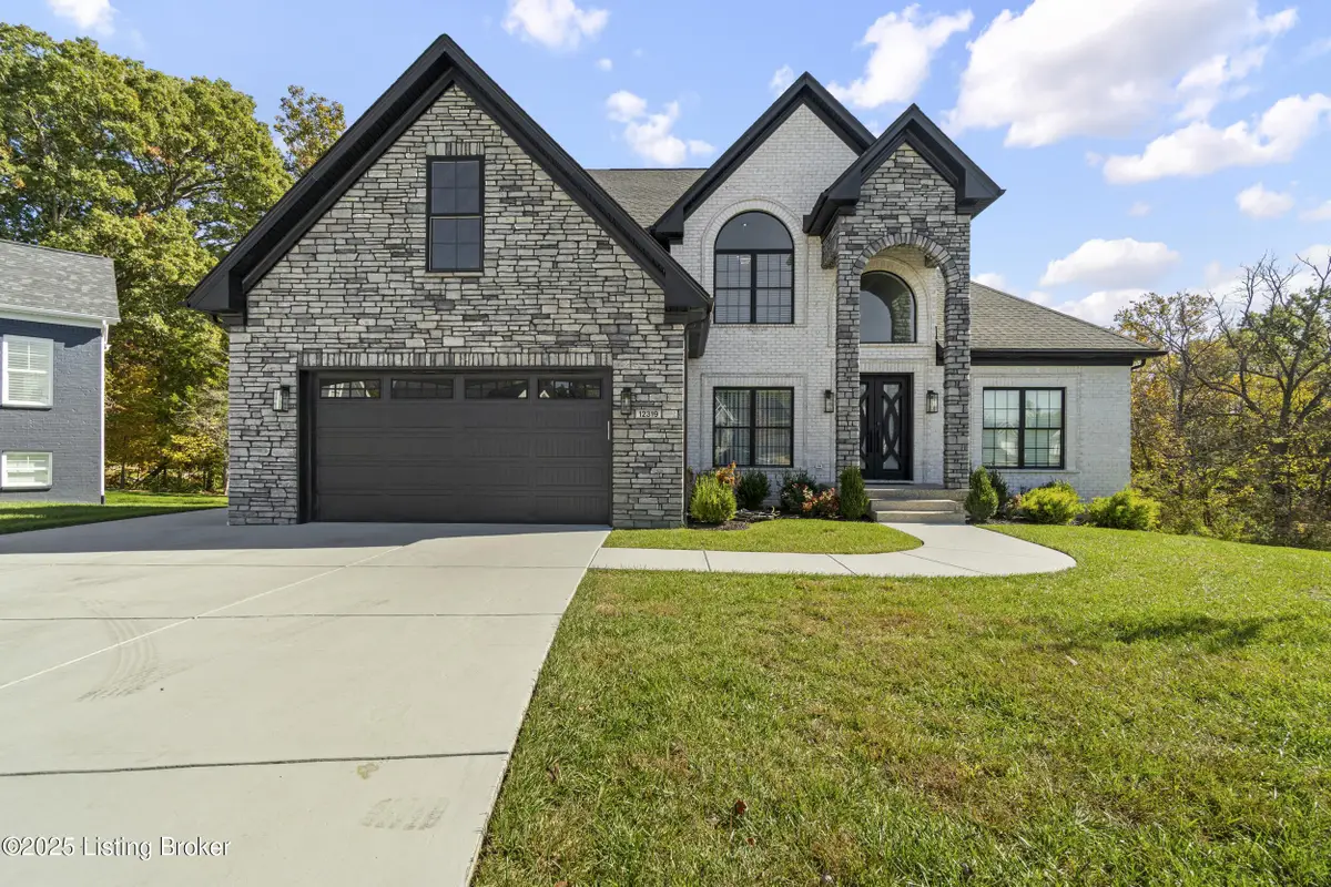 12319 Vanherr Dr, Louisville, KY 40299 - #1