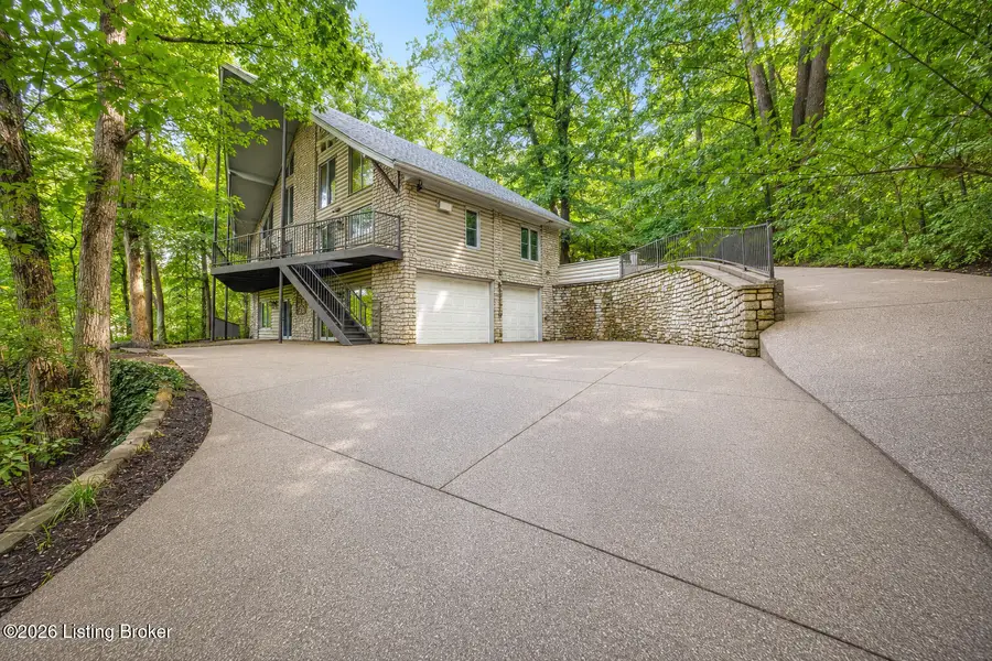 1909 Charbdin Pl, Louisville, KY 40207 - #2