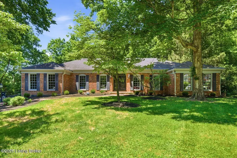 1904 Charbdin Pl, Louisville, KY 40207 - #2