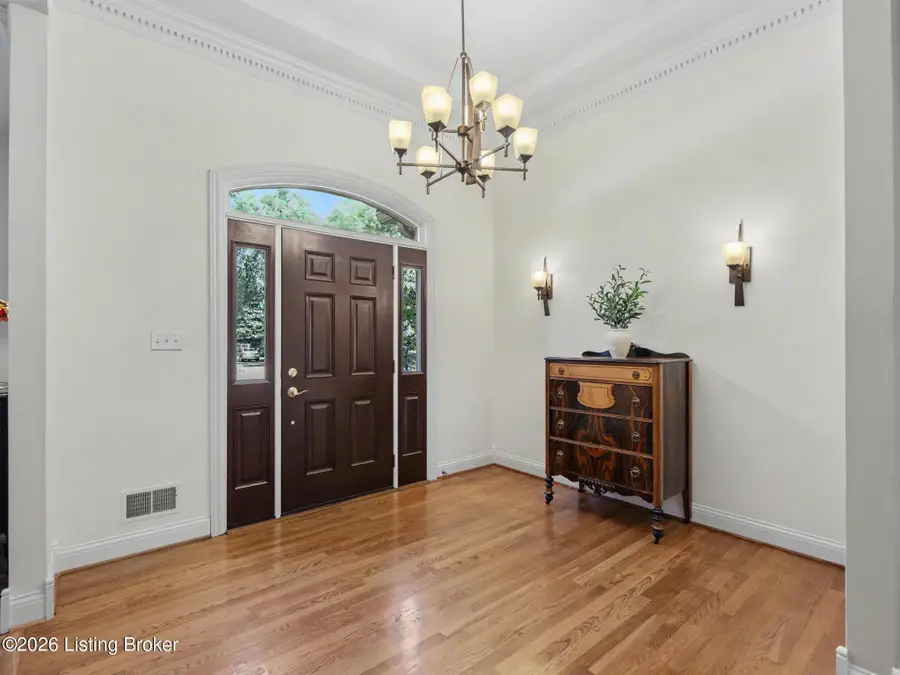 1112 Bentwood Place Ct, Louisville, KY 40207 - #3
