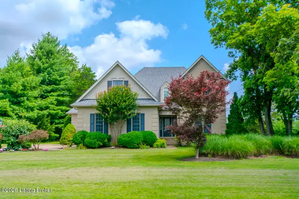 3707 High Crest Ct, Crestwood, KY 40014