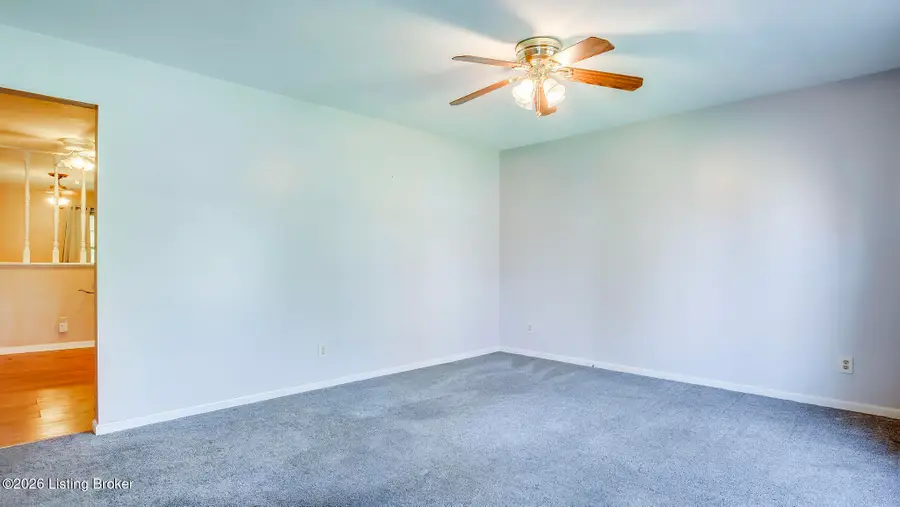 304 Patriot Ct, Louisville, KY 40214 - #3