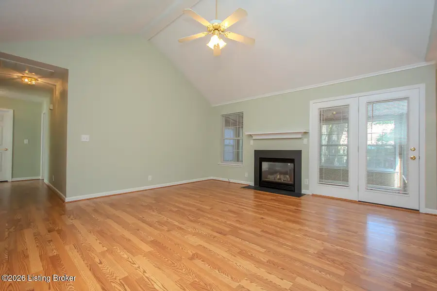 11107 Brook Bend Ct, Louisville, KY 40229 - #3