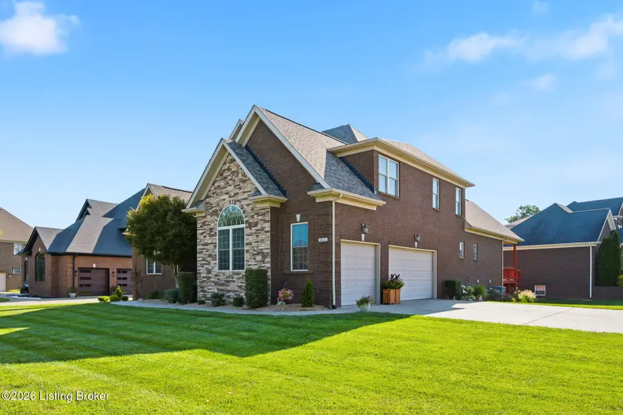 10437 Vista Hills Blvd, Louisville, KY 40291 - #3