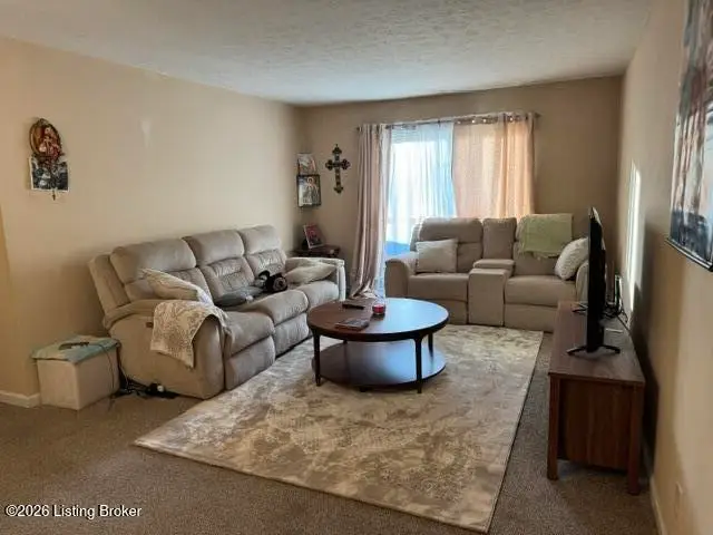 8714 Bayberry Pl #APT 8, Louisville, KY 40242 - #2