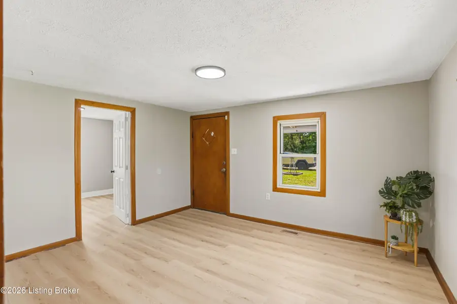 12113 E Orell Rd, Louisville, KY 40272 - #2