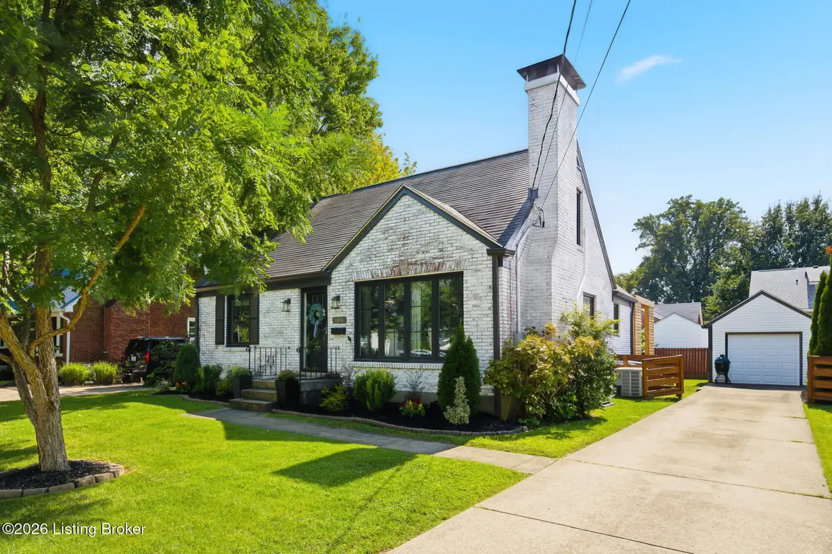 104 Iola Rd, Louisville, KY 40207 - #1