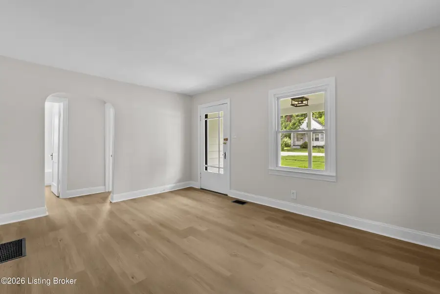 5001 Graston Ave, Louisville, KY 40216 - #3