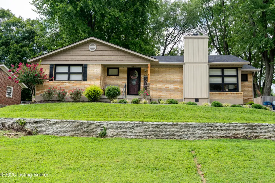 10216 Eve Adam Dr, Louisville, KY 40272 - #2