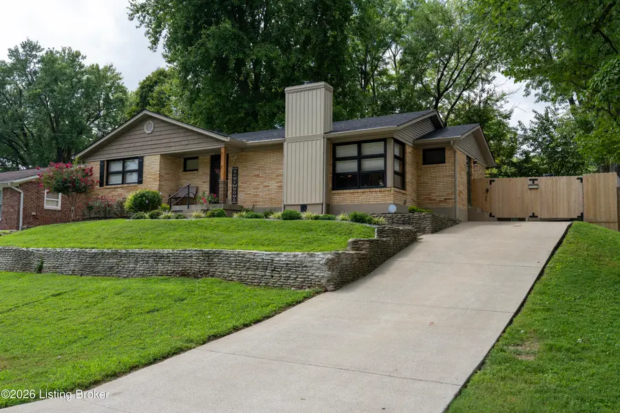 10216 Eve Adam Dr, Louisville, KY 40272 - #3