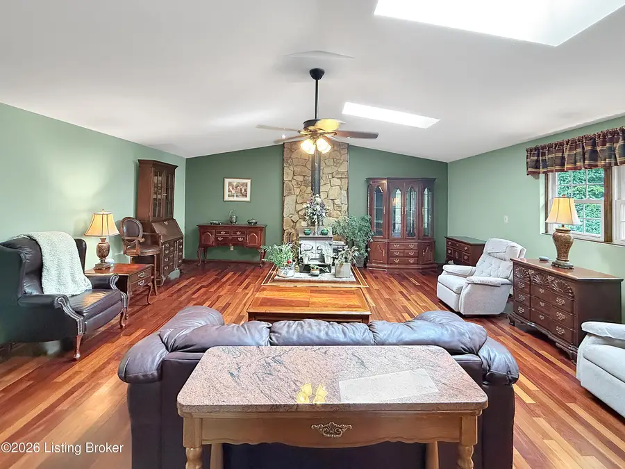 8203 Flicker Pl, Louisville, KY 40214 - #3