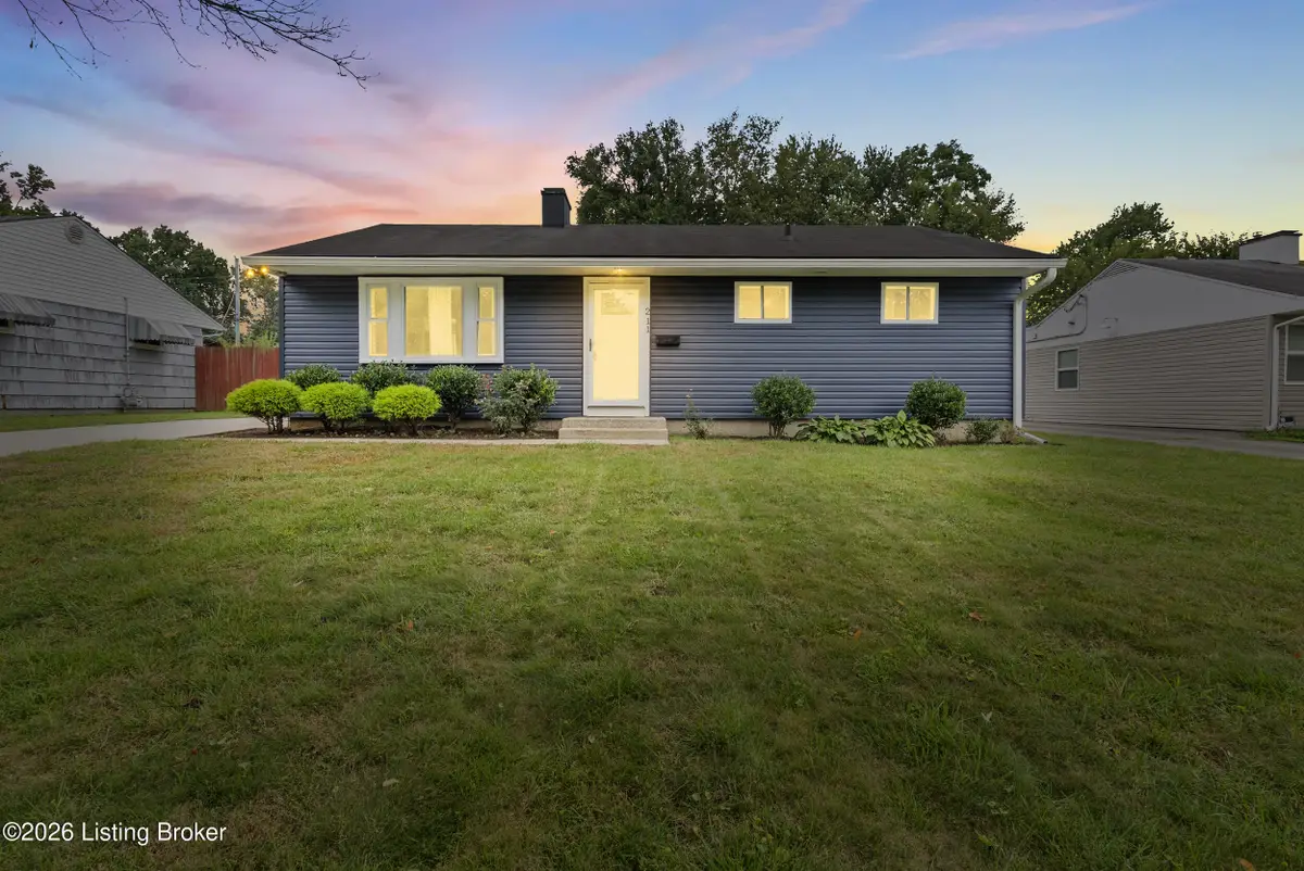 211 Redding Rd, Louisville, KY 40218 - #1