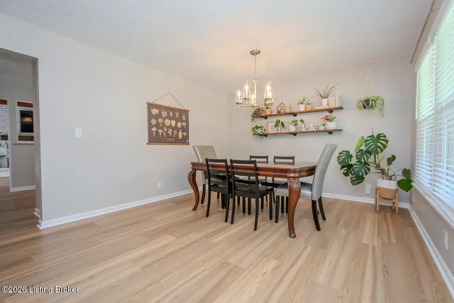 9202 Marse Henry Dr, Louisville, KY 40299 - #3