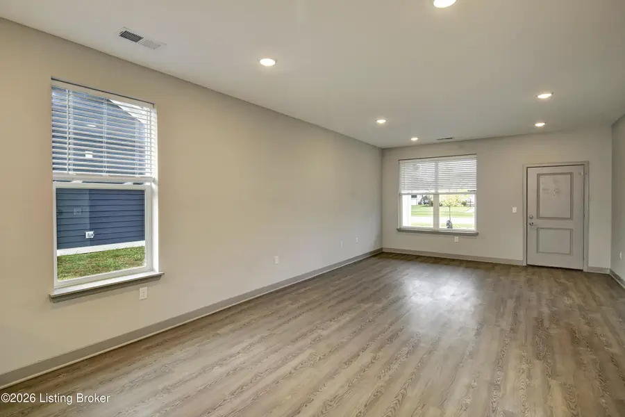 11711 Longevity Ln, Louisville, KY 40272 - #2