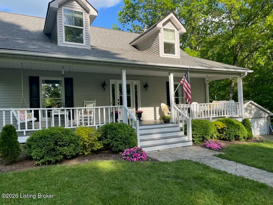 249 Woodland Hills Dr, Taylorsville, KY 40071 - #2