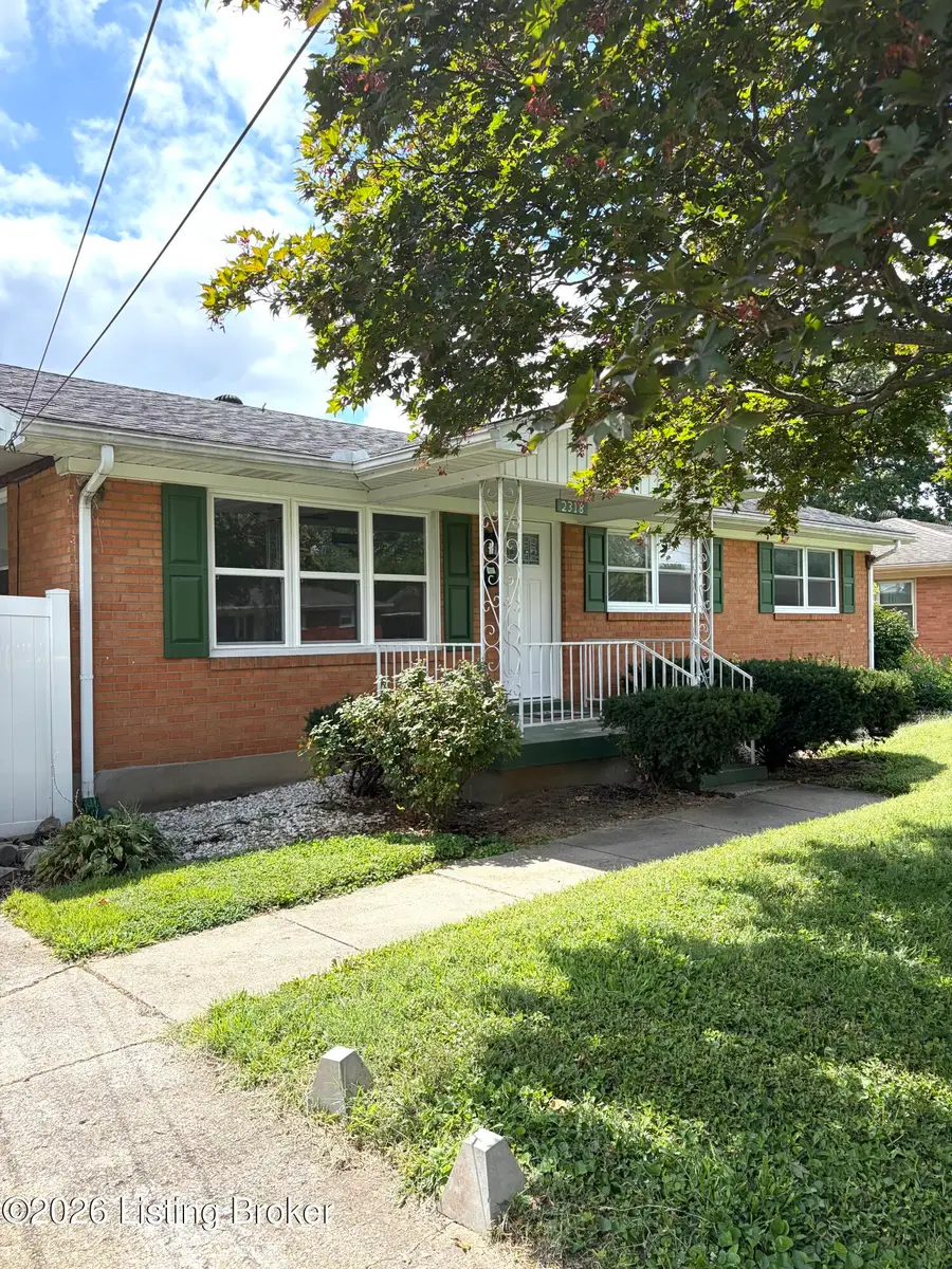 2318 Mary Catherine Dr, Louisville, KY 40216 - #3